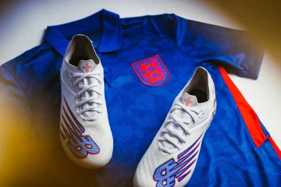 Loja online Fútbol Emotion Portugal - Blogs de futebol - Sorteio NB Football Chuteiras Raheem Sterling Euro 2020 - capa.webp